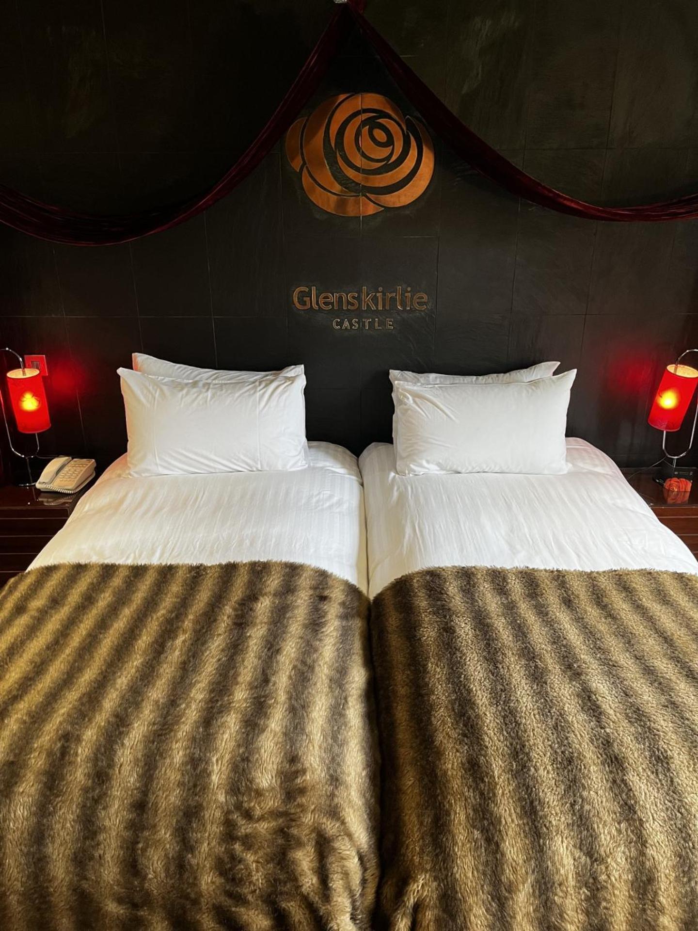 Glenskirlie Castle Hotel Banknock Exteriör bild